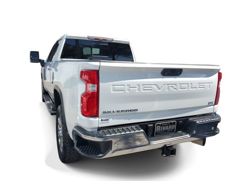 Used 2020 Chevrolet Silverado 2500 LTZ w/ LTZ Premium Package AWD/4WD image 3