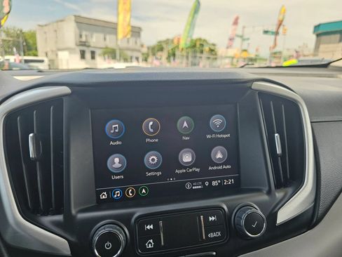 Used 2023 GMC Terrain SLT w/ Infotainment Package II AWD/4WD image 25