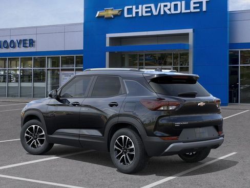 New 2026 Chevrolet TrailBlazer LT w/ Convenience Package image 3