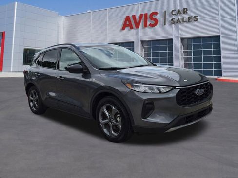 Used 2025 Ford Escape ST-Line FWD image 3