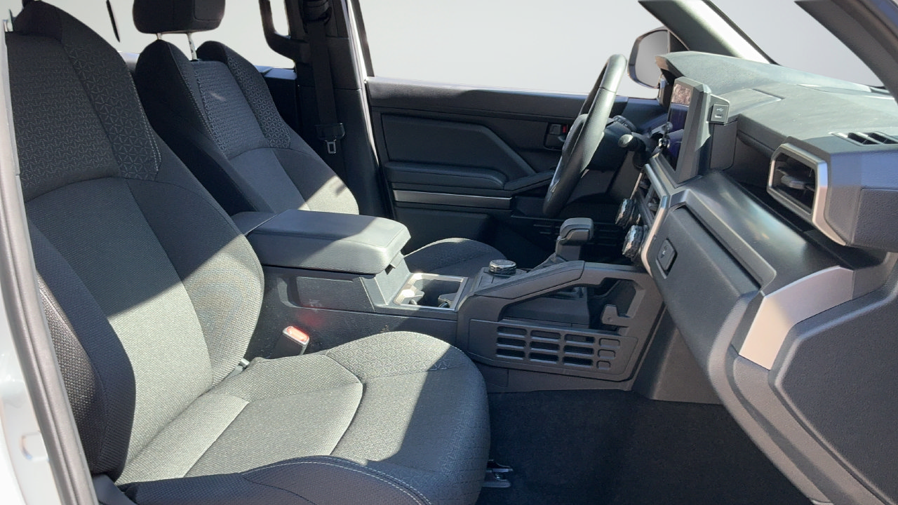 Used 2026 Toyota 4Runner SR5 RWD image 19