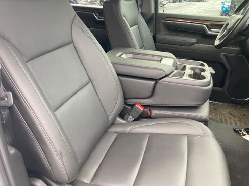 Used 2026 Chevrolet Silverado 3500 LT AWD/4WD image 13