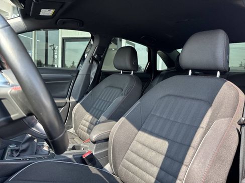 Used 2021 Volkswagen Jetta GLI FWD image 28