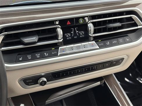 Certified 2022 BMW X5 xDrive40i w/ Premium Package image 32