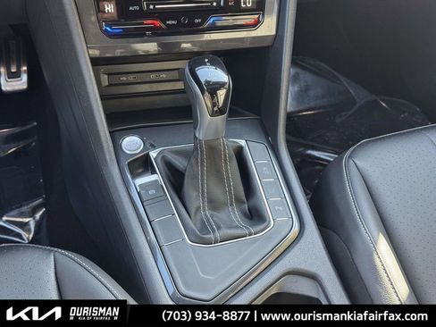 Used 2022 Volkswagen Tiguan SE R-Line image 7