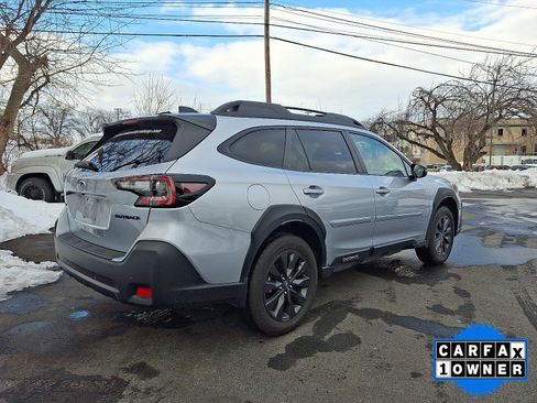 Certified 2025 Subaru Outback Onyx Edition image 8