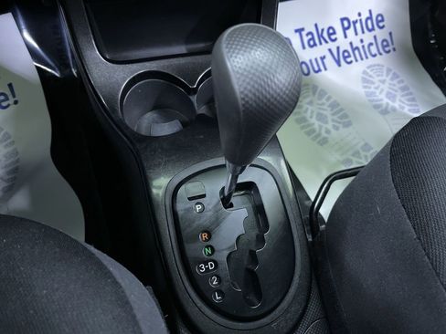 Used 2010 Scion xD image 22