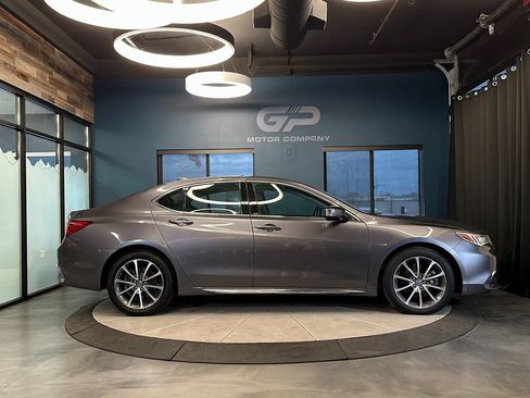 Used 2018 Acura TLX w/ Technology Package AWD/4WD image 2