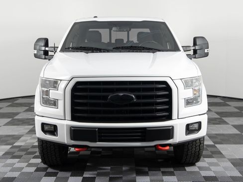 Used 2015 Ford F150 XLT w/ Equipment Group 302A Luxury image 12