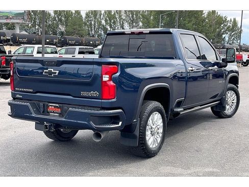 Used 2023 Chevrolet Silverado 3500 High Country w/ Z71 Off-Road Package AWD/4WD image 15