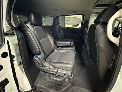 New 2026 Honda Odyssey EX-L image 24