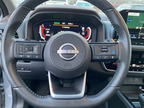 Used 2023 Nissan Rogue Platinum w/ Platinum Premium Package image 19