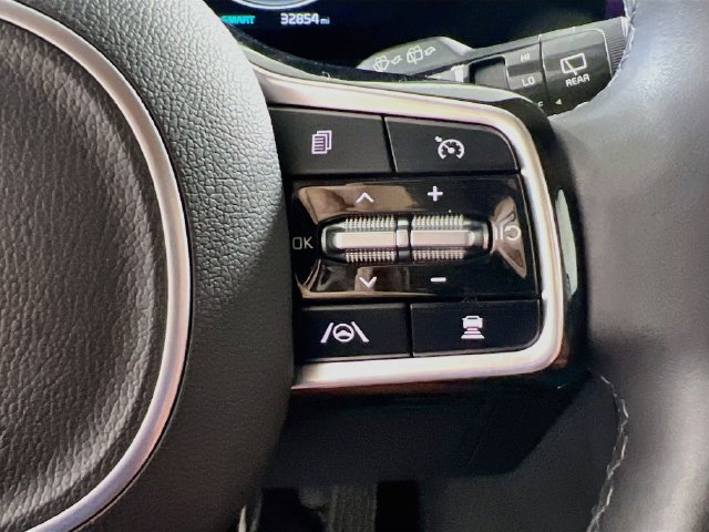 Used 2024 Kia Carnival SX Prestige FWD image 18