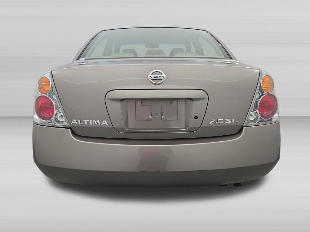 Used 2004 Nissan Altima 2.5 SL FWD image 4