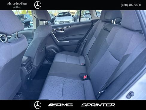 Used 2025 Toyota RAV4 XLE FWD image 18