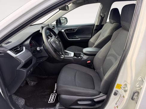 Used 2020 Toyota RAV4 LE w/ All Weather Liner Package image 10