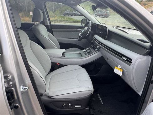 New 2025 Hyundai Palisade SEL image 13