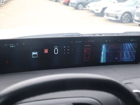 Used 2025 Ford Expedition Max Platinum AWD/4WD image 16