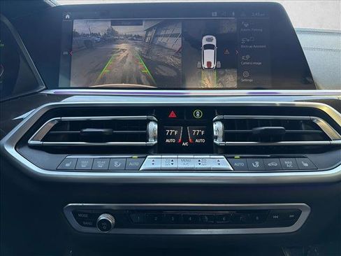 Used 2022 BMW X5 xDrive40i w/ Premium Package image 19