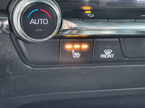 Used 2023 MAZDA MAZDA3 s image 14