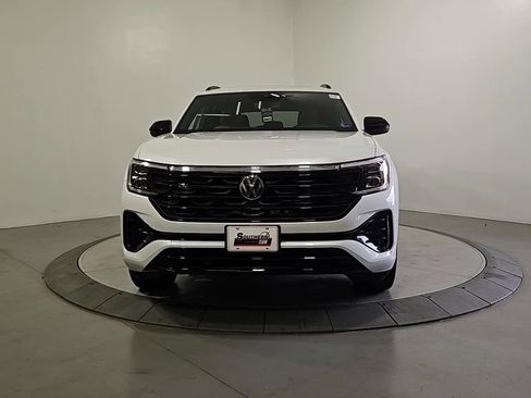 New 2026 Volkswagen Atlas Cross Sport SEL R-Line AWD/4WD image 8