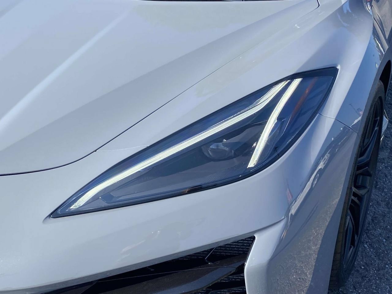 Used 2025 Chevrolet Corvette Z06 RWD image 4