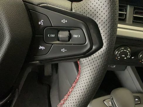 Used 2026 Chevrolet Trax RS w/ Driver Confidence Package FWD image 19
