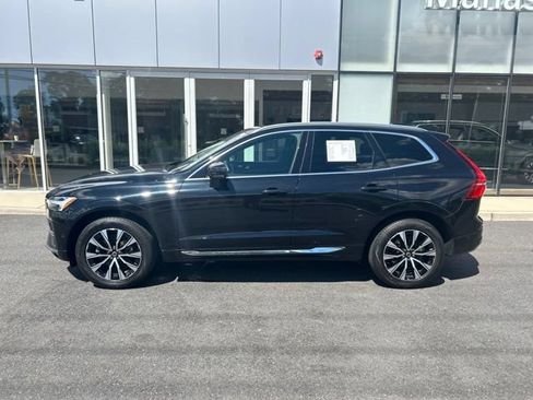 Certified 2023 Volvo XC60 B5 Plus AWD/4WD image 2