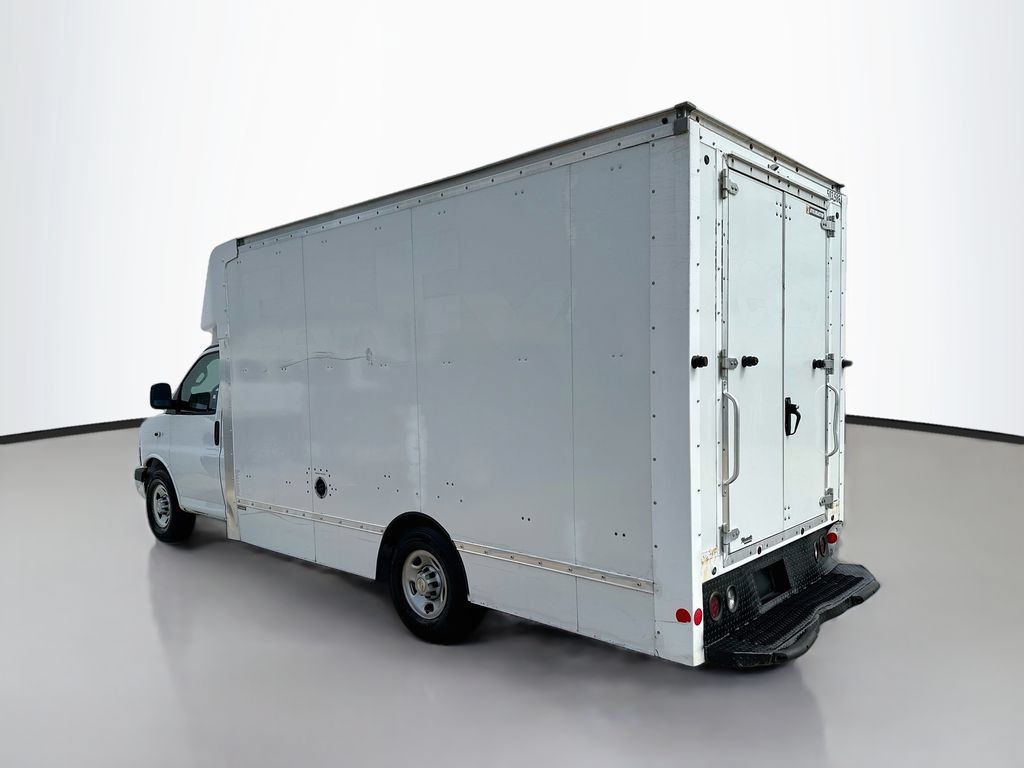 Used 2023 Chevrolet Express 3500 w/ Power Convenience Package RWD image 5