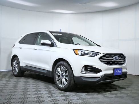 Certified 2019 Ford Edge Titanium w/ Class II Trailer Tow Package AWD/4WD image 1