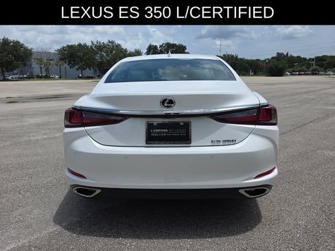 Used 2025 Lexus ES 350 w/ Premium Package FWD image 4