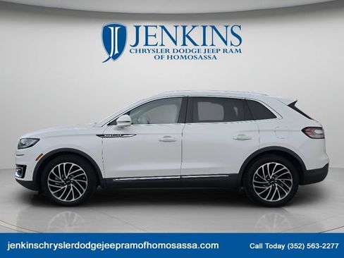 Used 2019 Lincoln Nautilus Reserve FWD image 9