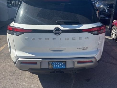 Used 2023 Nissan Pathfinder Platinum w/ Cargo Package image 4