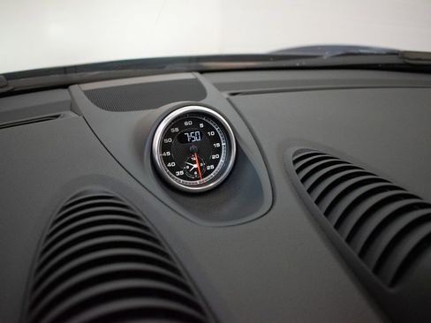 Certified 2025 Porsche 718 Cayman RWD image 23