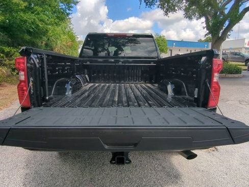 Used 2025 Chevrolet Silverado 2500 Custom w/ Custom Value Package AWD/4WD image 11