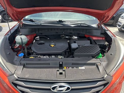 Used 2016 Hyundai Tucson SE w/ Option Group 02 AWD/4WD image 9