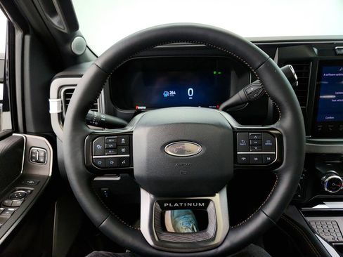 Used 2024 Ford F450 Platinum w/ FX4 Off-Road Package image 17