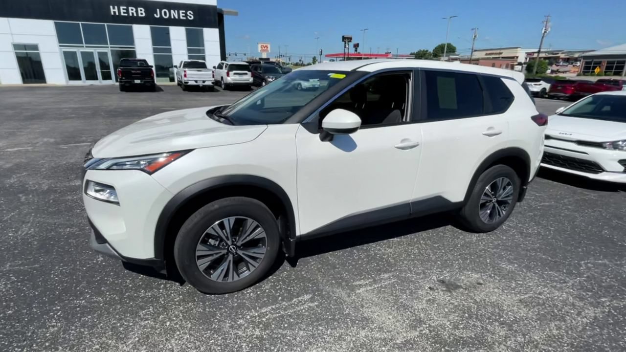 Used 2023 Nissan Rogue SV AWD/4WD image 6