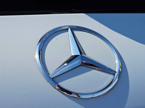 Used 2023 Mercedes-Benz GLB 250 GLB 250 image 12