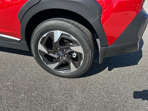 Used 2025 Subaru Crosstrek 2.5i Limited w/ Popular Package #3A image 9