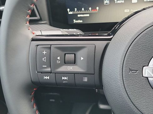 New 2026 Nissan Kicks SR AWD/4WD image 28