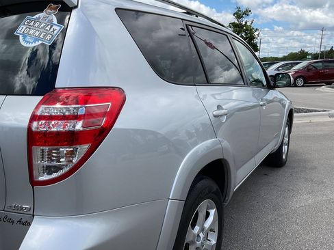 Used 2010 Toyota RAV4 Limited AWD/4WD image 8