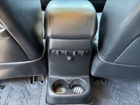 Used 2014 Jeep Wrangler Unlimited Sahara AWD/4WD image 24