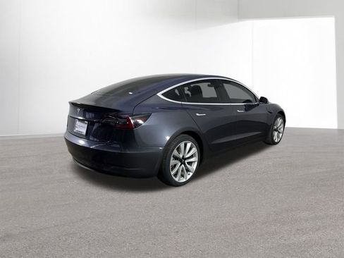 Used 2018 Tesla Model 3 Long Range image 35