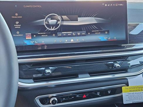 New 2026 BMW X5 xDrive40i w/ M Sport Package AWD/4WD image 12