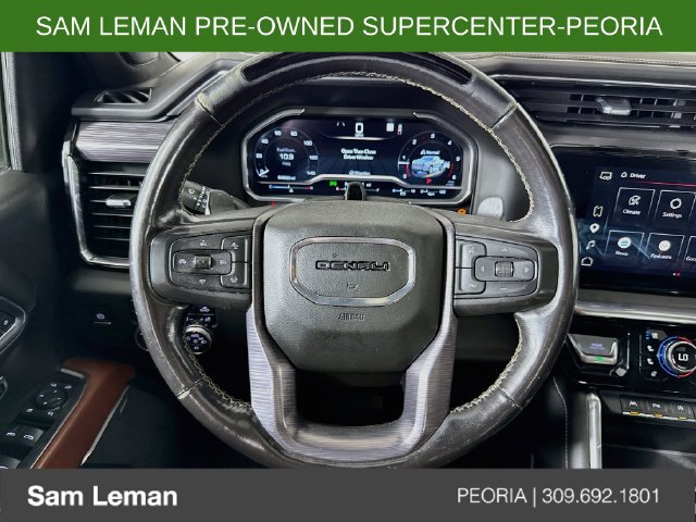 Used 2022 GMC Sierra 1500 Denali Ultimate AWD/4WD image 11