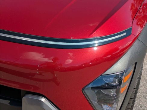 Used 2025 Hyundai Kona SEL FWD image 12