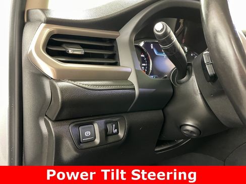 Certified 2019 GMC Acadia Denali w/ Technology Package image 28