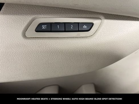 Used 2015 Cadillac Escalade Luxury AWD/4WD image 14