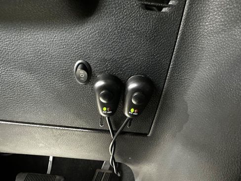 Used 2014 Jeep Wrangler Unlimited Rubicon w/ Connectivity Group AWD/4WD image 25